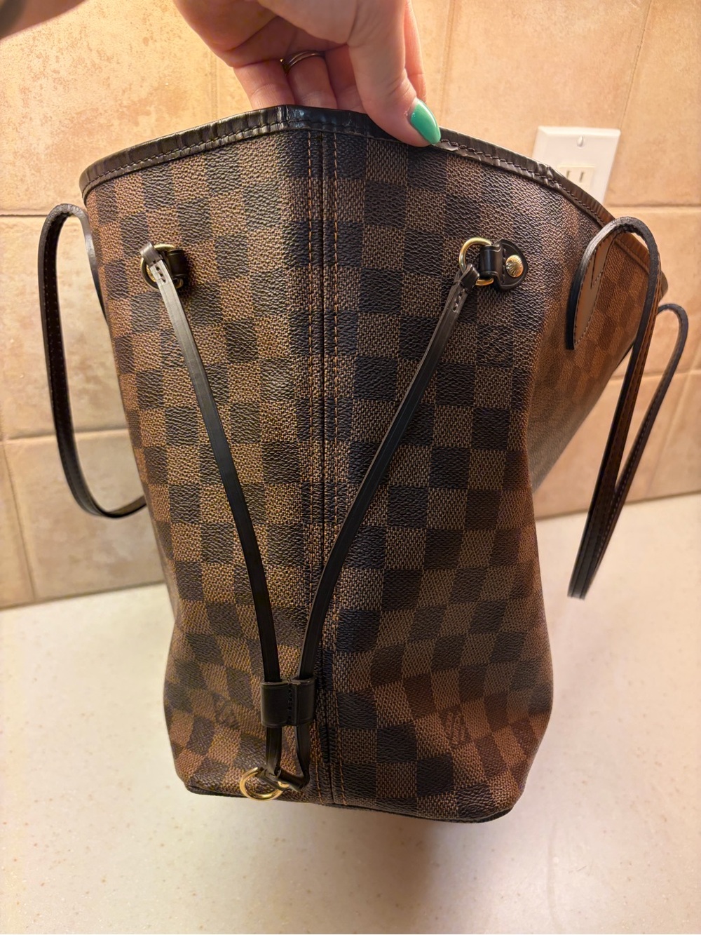 Louis Vuitton Neverfull MM WITH POUCH!! - Picture 11 of 17